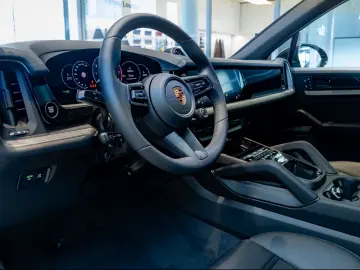 Porsche Cayenne HD-Matrix SportDesign Massage