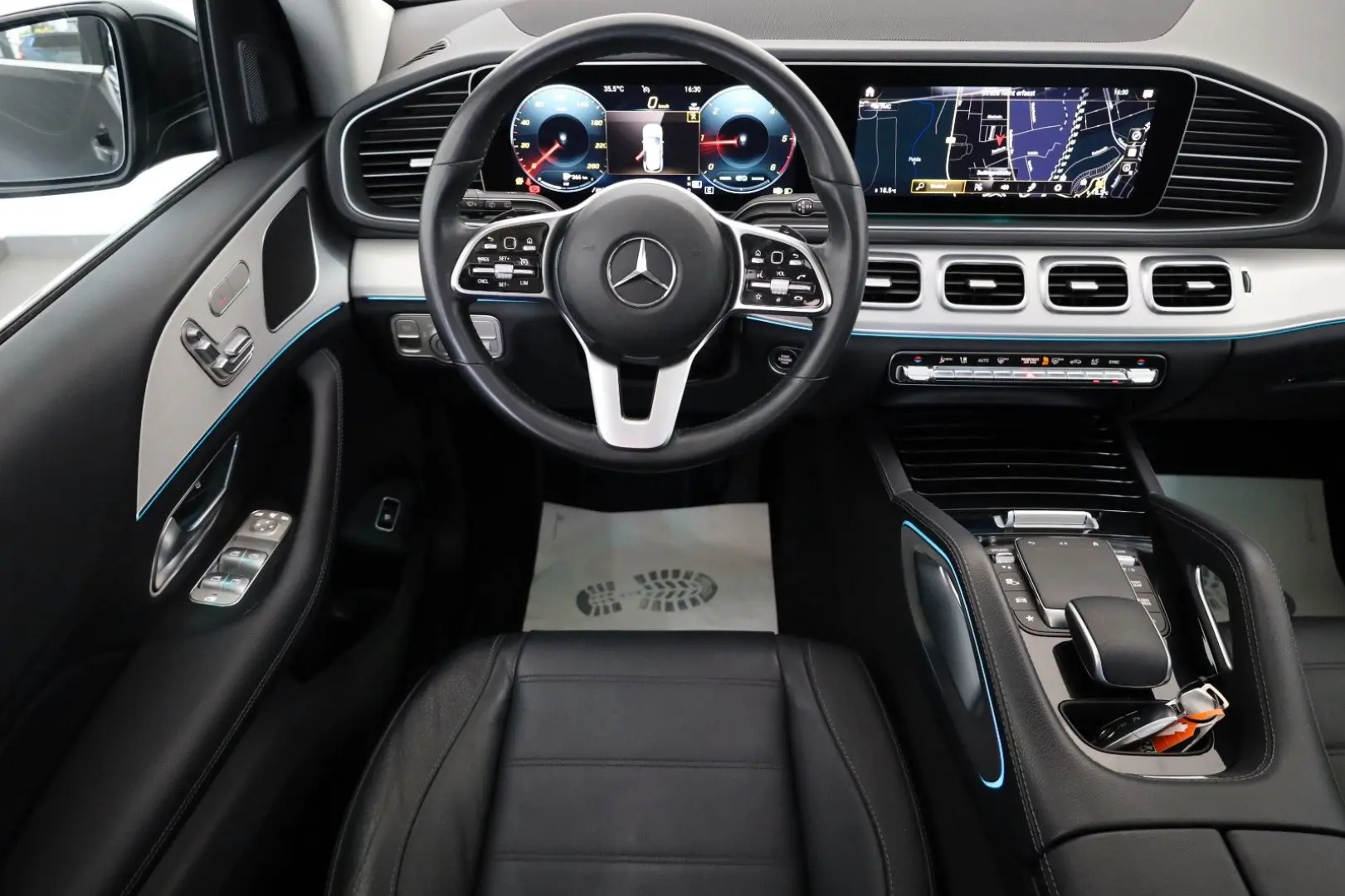 GLE 300 d 4Matic,Leder,Navi,LED,Kamera,Pano,AHK