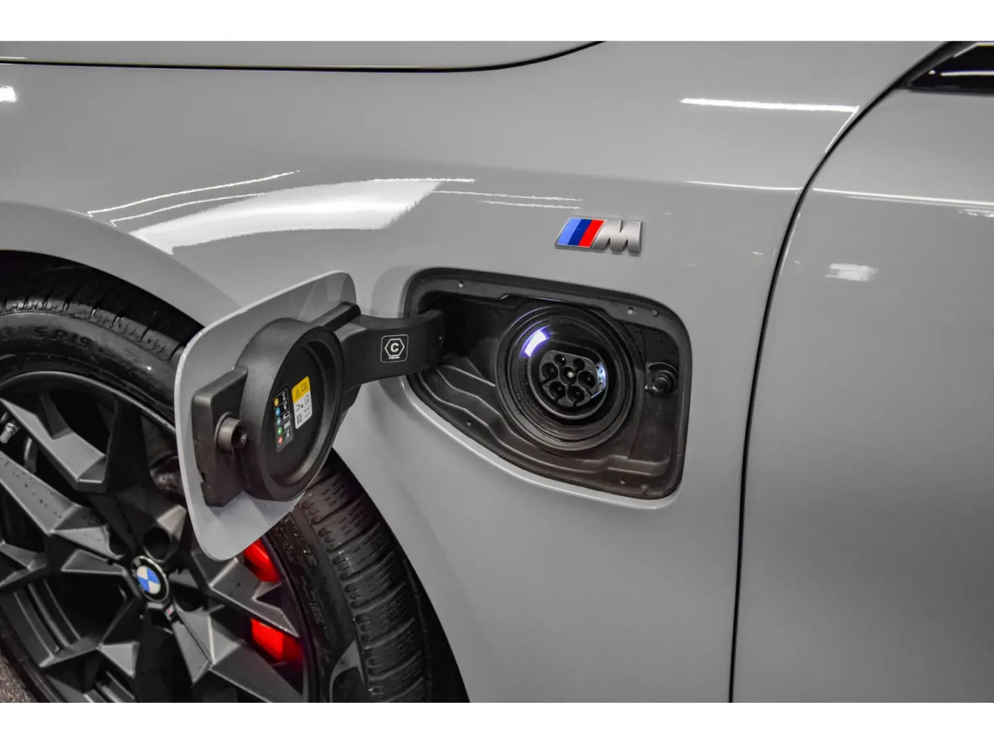 530 530e M SPORT G60 PHEV - Brooklyn Grey