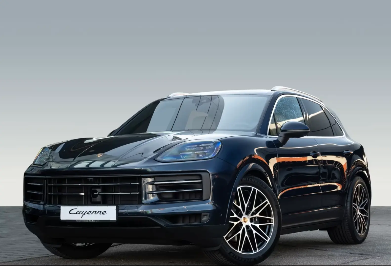 Porsche Cayenne InnoDrive Surround-View Head-Up