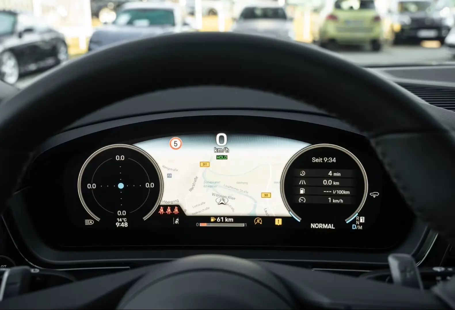 Porsche Cayenne InnoDrive Surround-View Head-Up