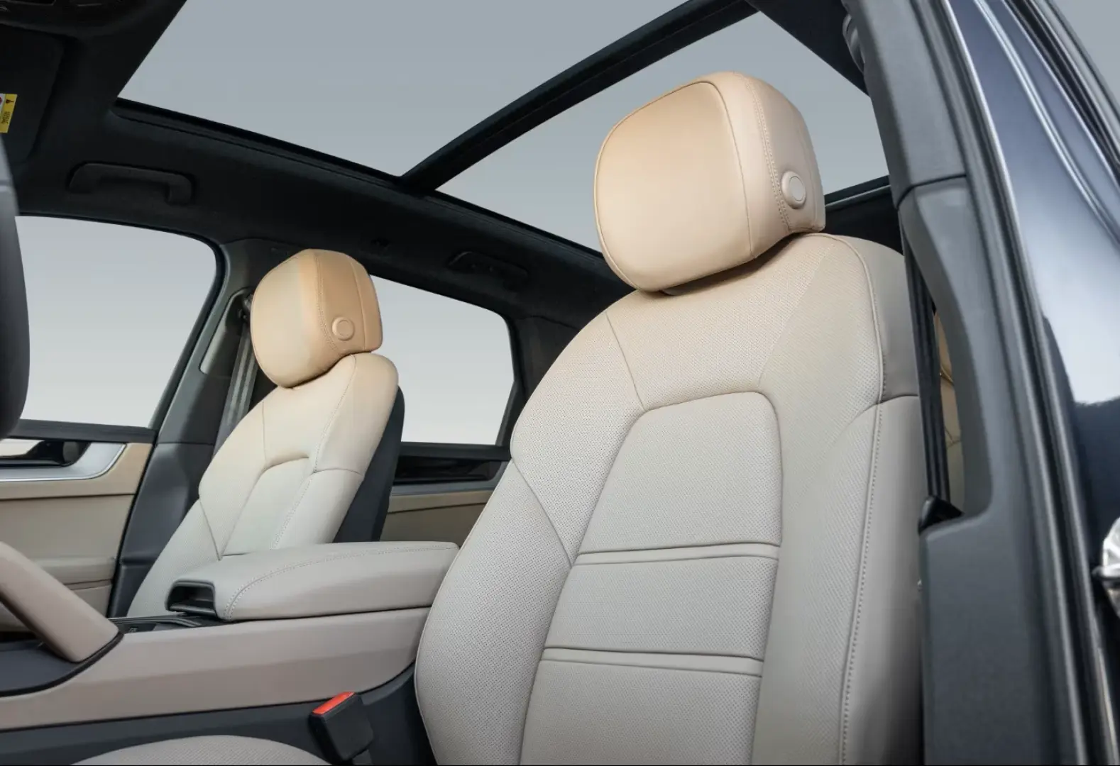 Porsche Cayenne InnoDrive Surround-View Head-Up