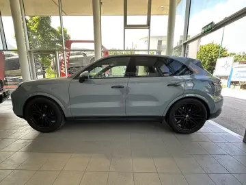 Porsche Cayenne Lifting