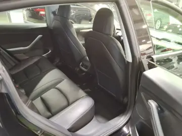 Model 3 Long-Range