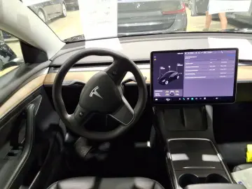 Model 3 Long-Range