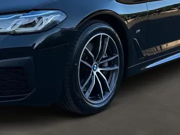 530d xDrive Touring M Sport   Standheizung , AHK