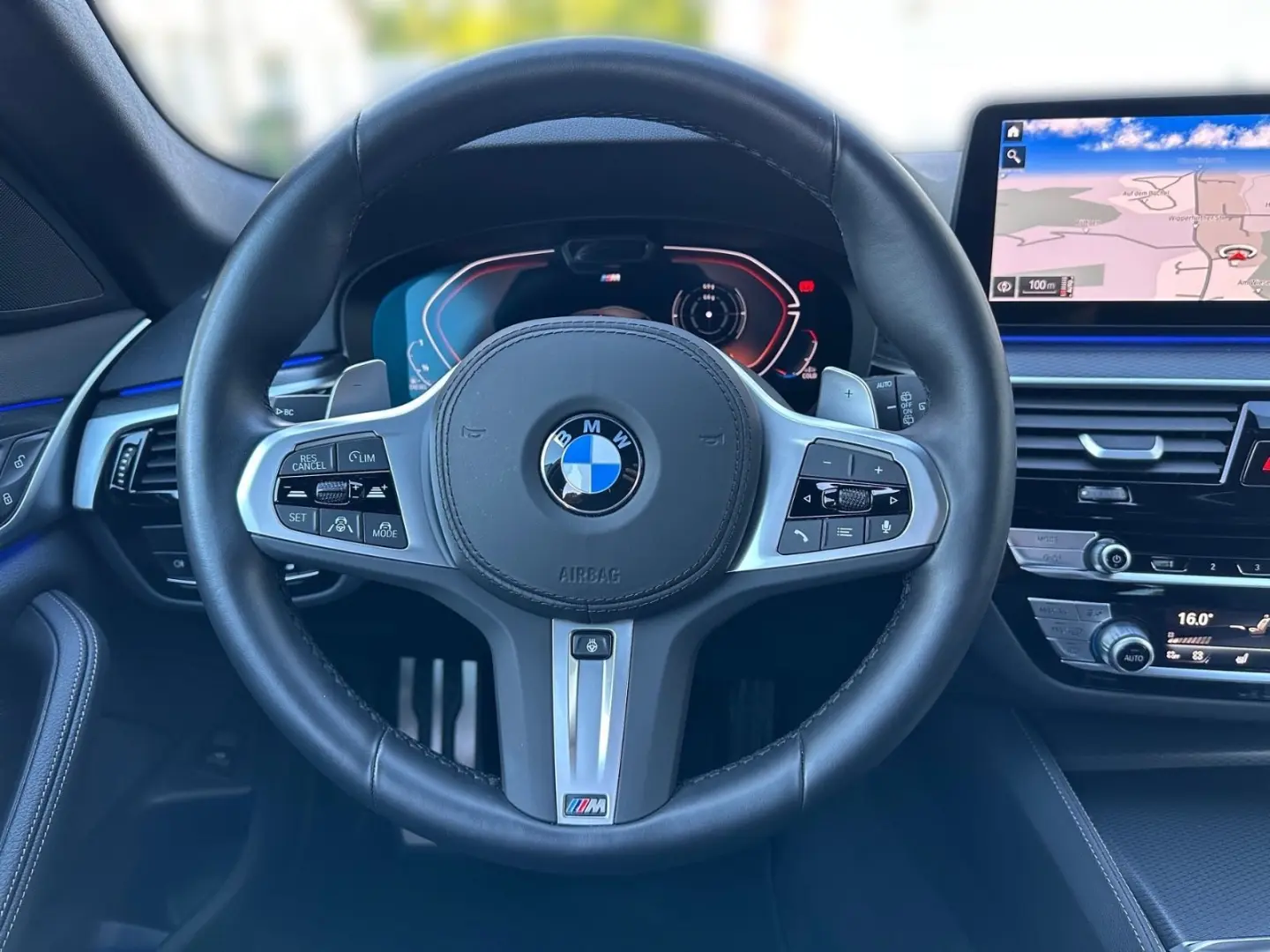 530d xDrive Touring M Sport   Standheizung , AHK