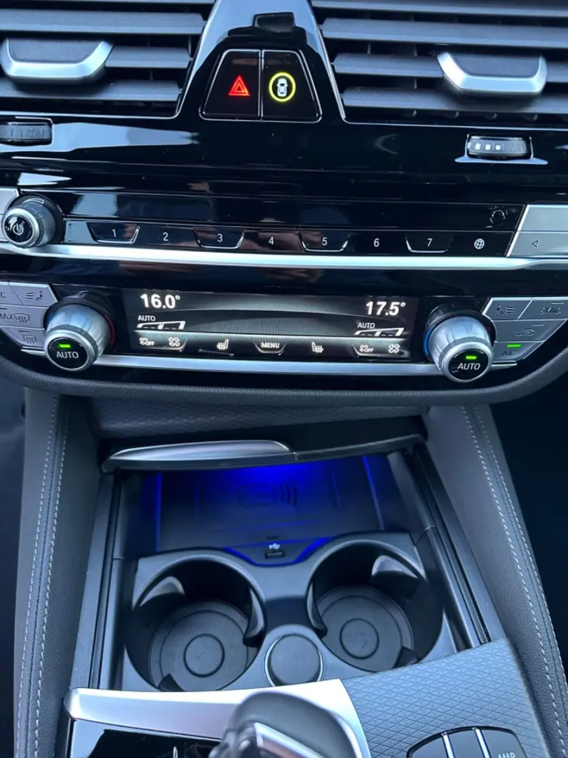 530d xDrive Touring M Sport   Standheizung , AHK