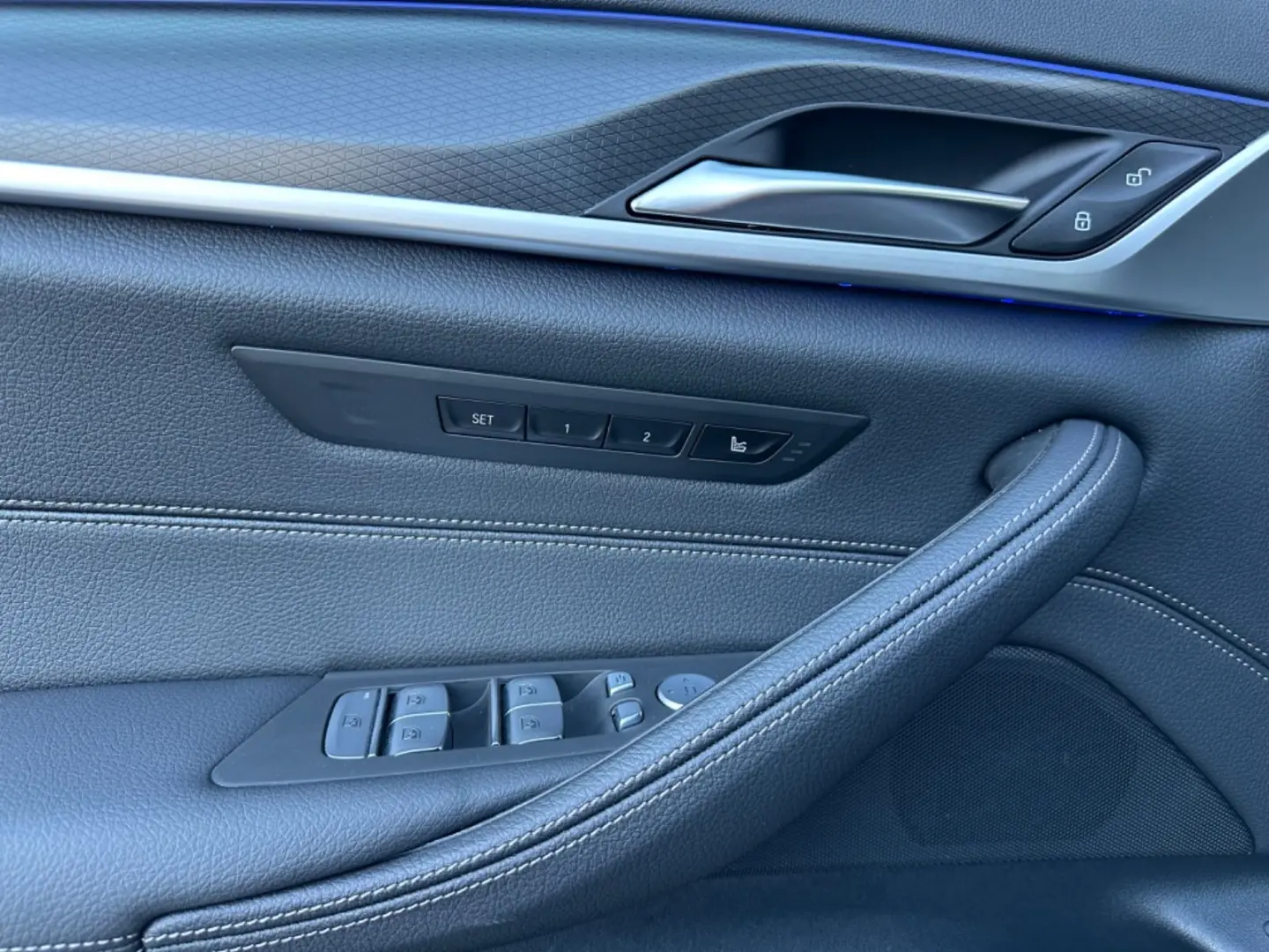 530d xDrive Touring M Sport   Standheizung , AHK