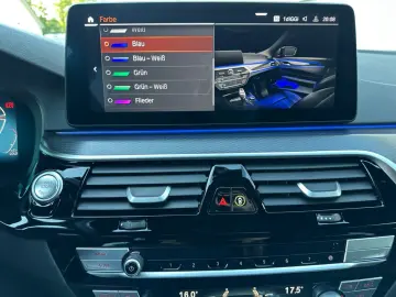 530d xDrive Touring M Sport   Standheizung , AHK