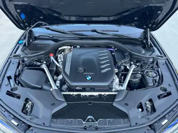 530d xDrive Touring M Sport   Standheizung , AHK