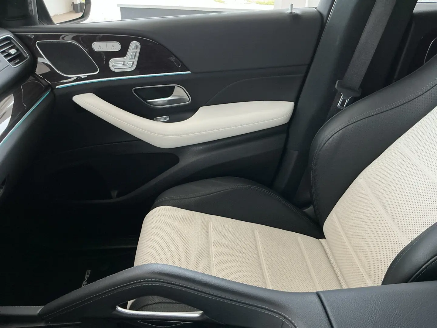 GLE 350 e 4M AMG Line/Distronic/Multibeam/Kamera