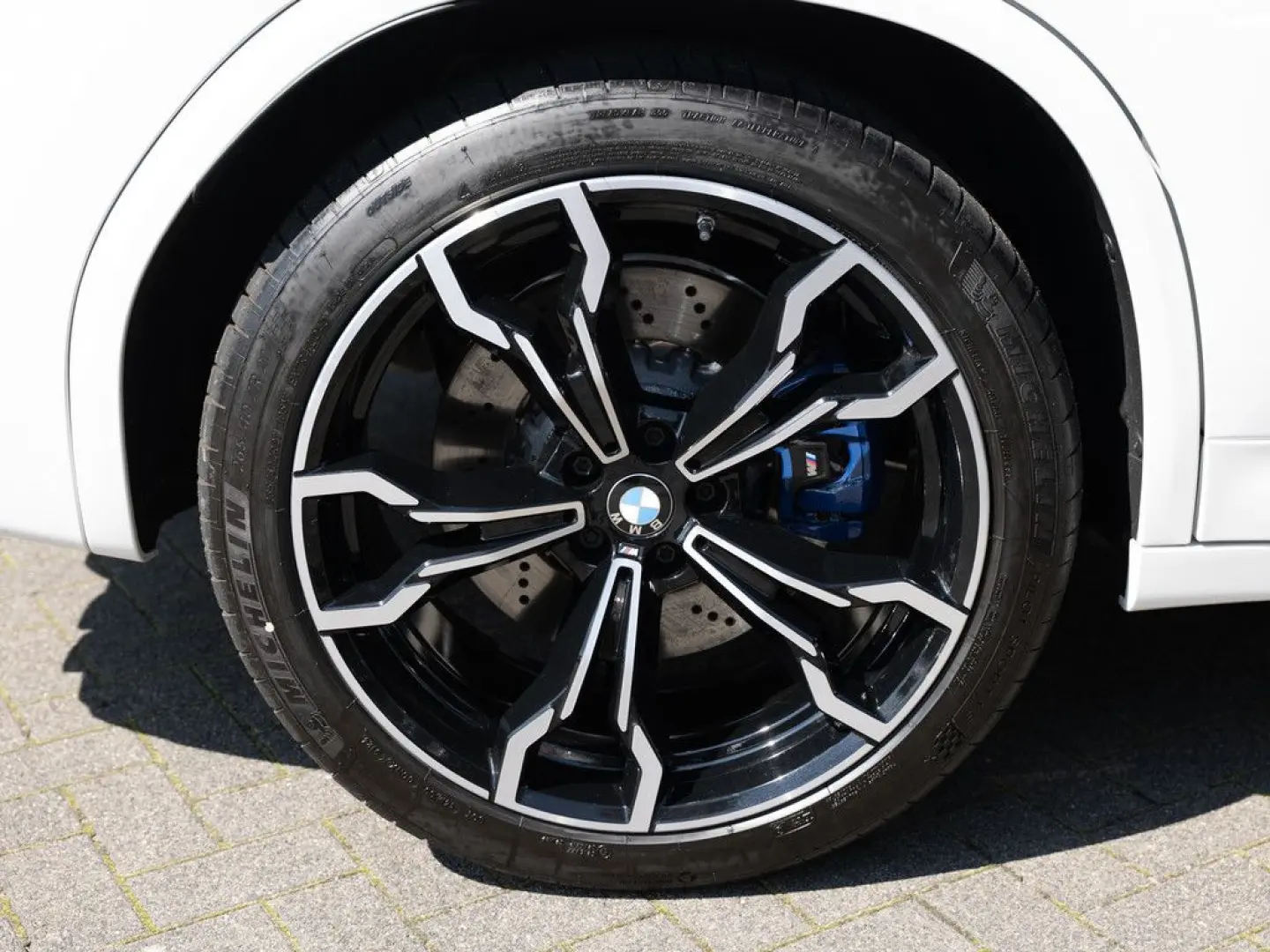 X3 xDrive Competition M Driver's Package PANO