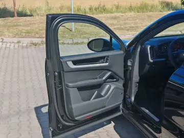Porsche Cayenne 3.0 V6 Coupe BOSE