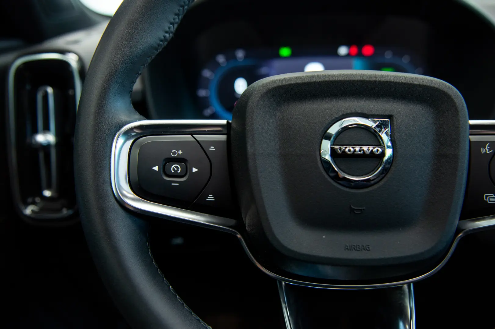 Volvo XC40 Recharge