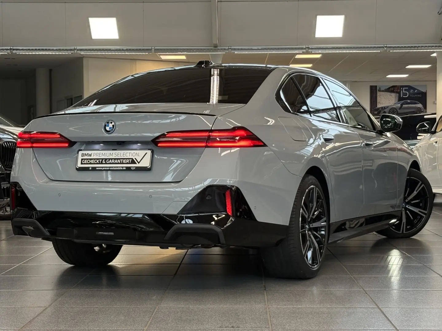 550e xDrive M Sport Pro DA PA+ HuD Pano Carbon