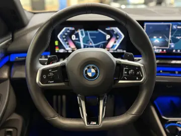 550e xDrive M Sport Pro DA PA+ HuD Pano Carbon