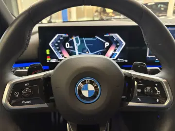 550e xDrive M Sport Pro DA PA+ HuD Pano Carbon