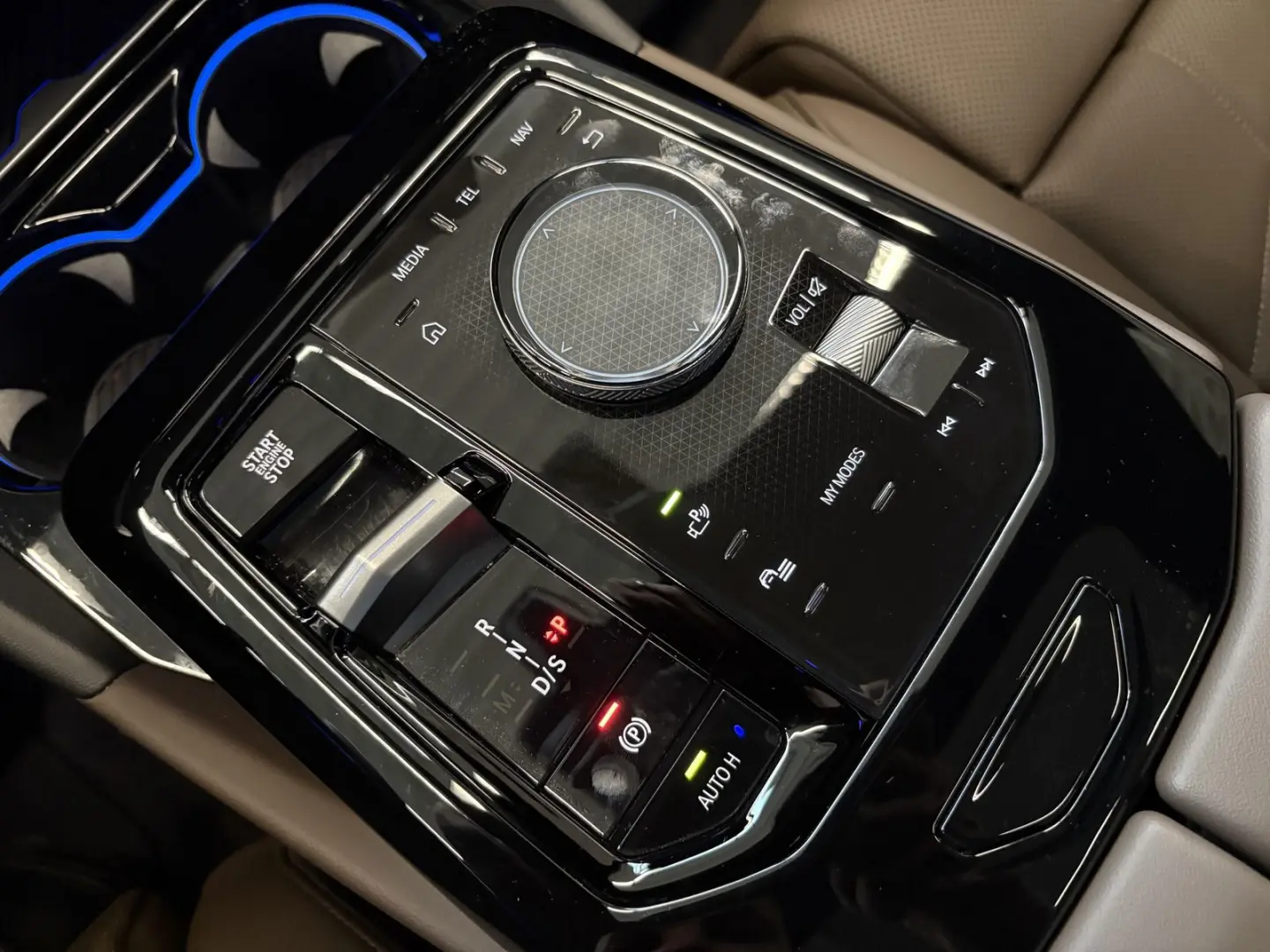 550e xDrive M Sport Pro DA PA+ HuD Pano Carbon