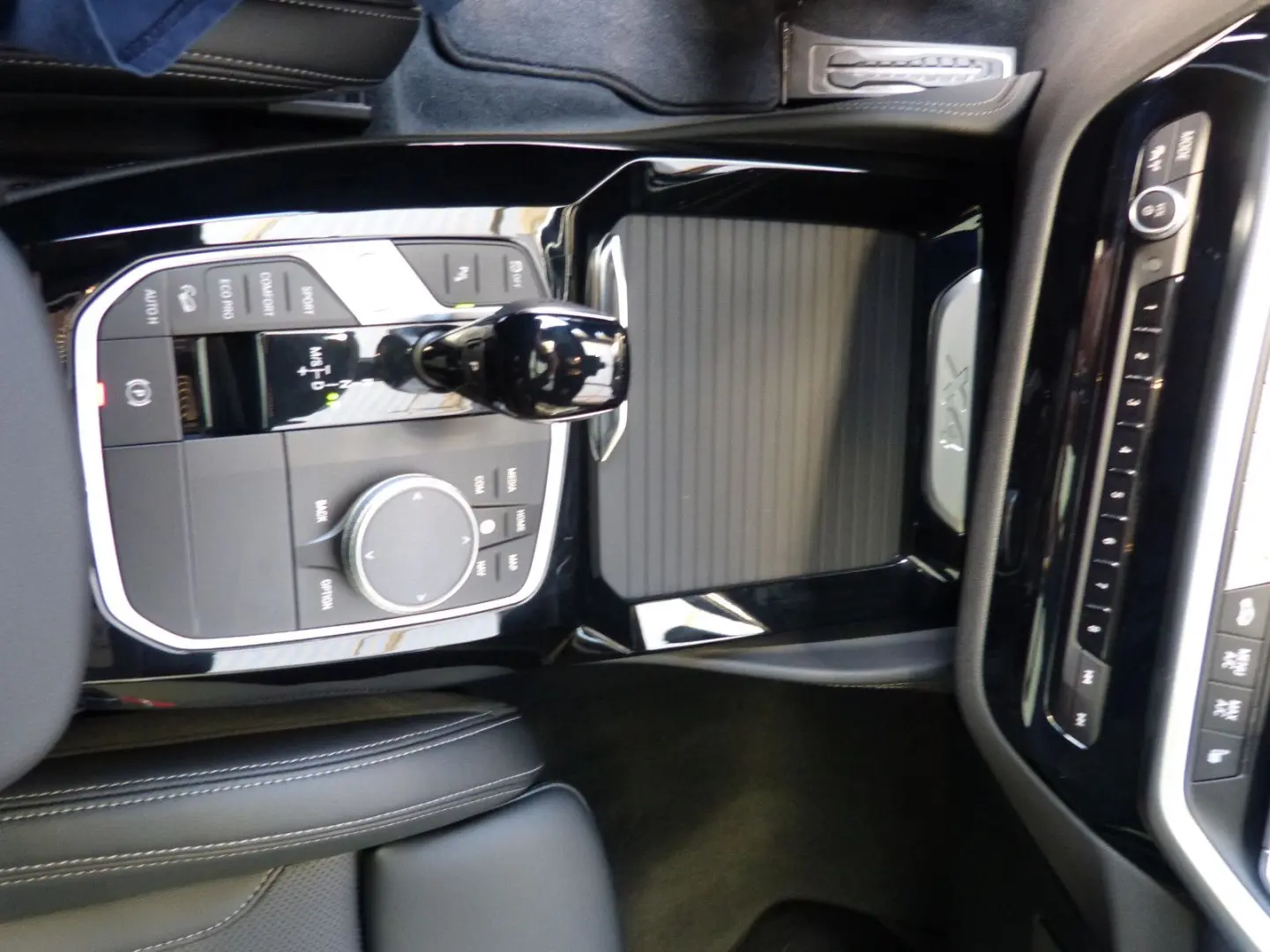 X4 xDrive 20 i M Sport PANO ACC KAMERA AHK HIFI
