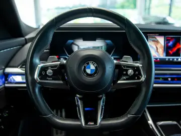 BMW Seria 7 740d Mild Hybrid xDrive Steptronic