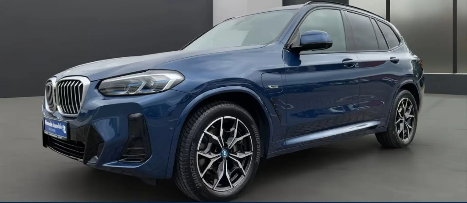 X3 xDrive30e M-SPORT HYBRID LASER NAVI HUD PANO