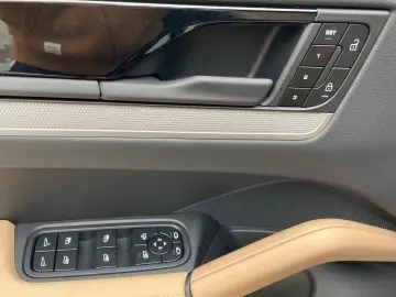 Porsche Cayenne Climatizare scaun Coupé bej 360°