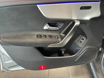 CLA 200 Coupé AMG+MBUX+LED+AMBIENTE+KAMERA+AHK