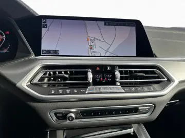 X5 xDrive 30d M Sport HUD HIFI ACC Sthz AHK Pano