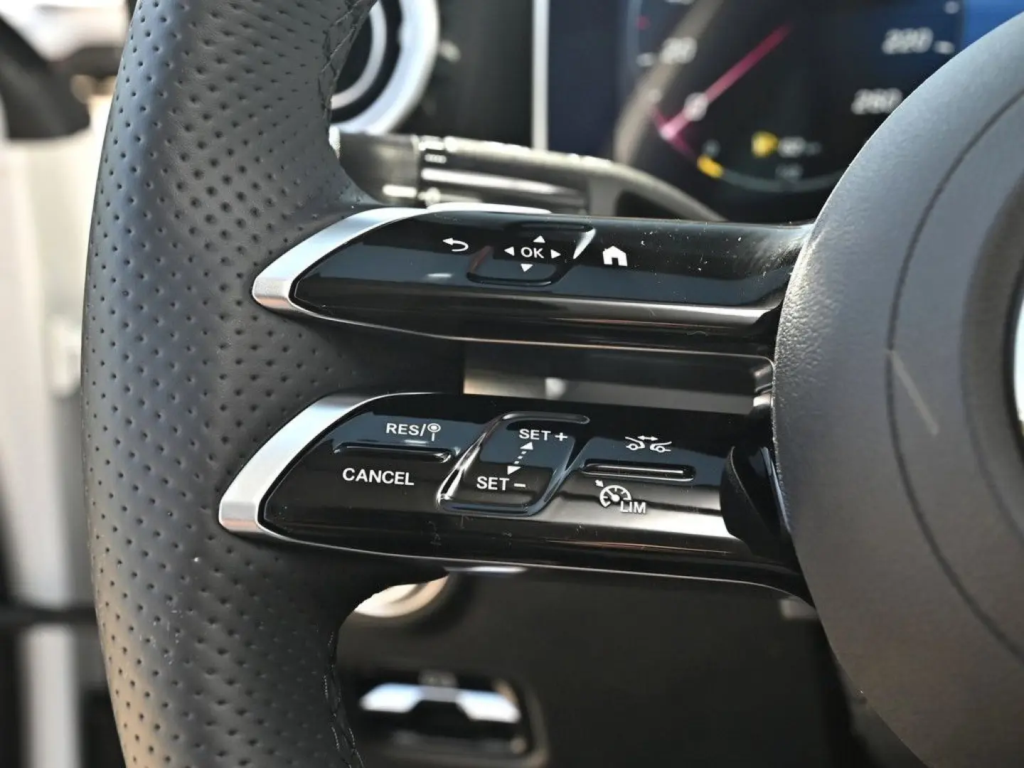 C 300 AMG Sport Advanced Plus LED Navi Kamera Sp