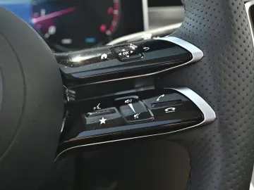 C 300 AMG Sport Advanced Plus LED Navi Kamera Sp