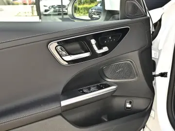 C 300 AMG Sport Advanced Plus LED Navi Kamera Sp