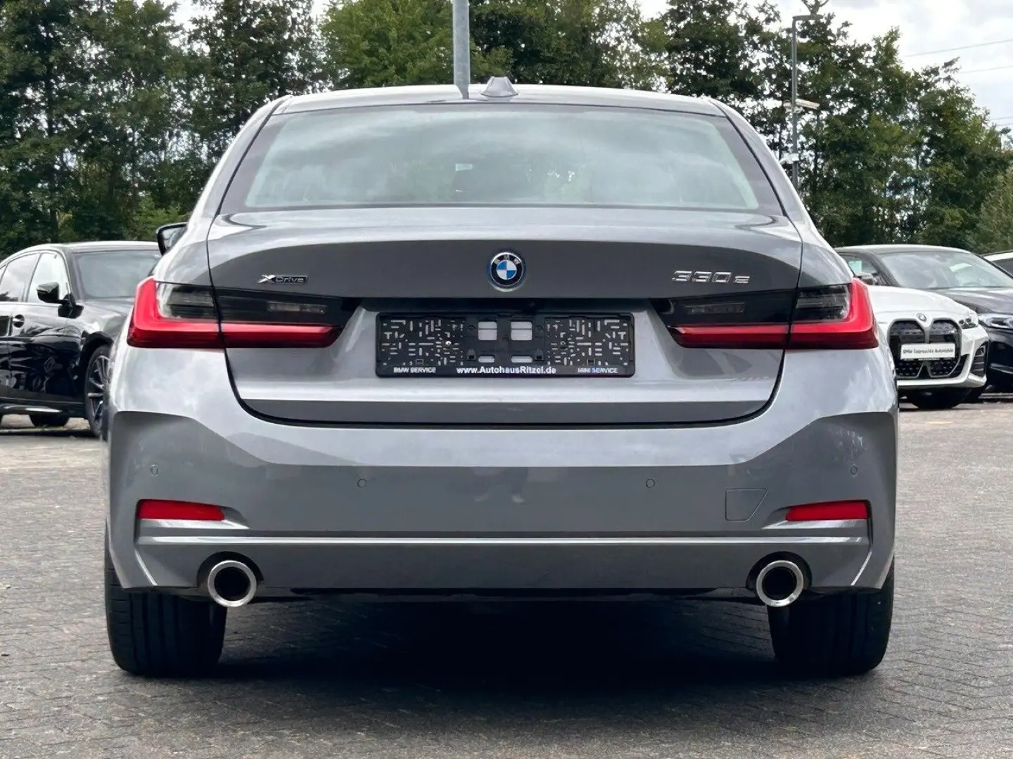 330e xDrive Aut. Lim. / DAB / Parking Assistant