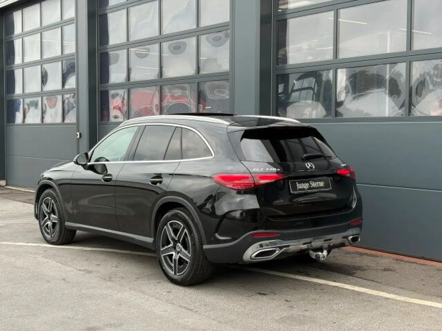 GLC 220d 4M AMG Advanced Plus AHK Pano MemoryLED