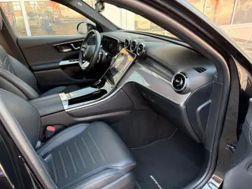 GLC 220d 4M AMG Advanced Plus AHK Pano MemoryLED