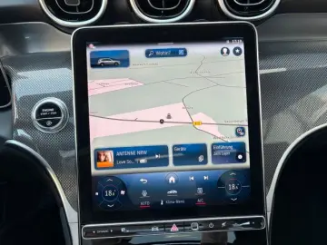 GLC 220d 4M AMG Advanced Plus AHK Pano MemoryLED