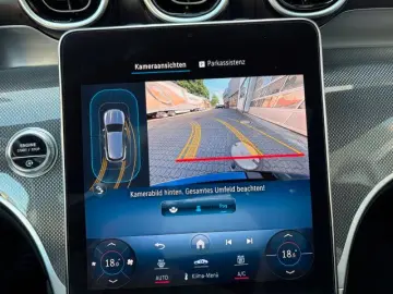 GLC 220d 4M AMG Advanced Plus AHK Pano MemoryLED