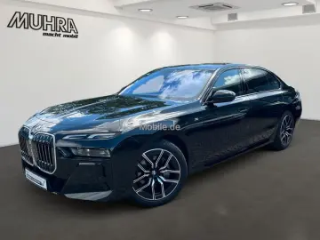 740d xDrive M Sport Pano Sthzg. Autobahnas. HUD