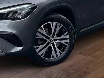 GLA 220 d 4M PROGRESSIVE+PANO+EASYPACK+LED+