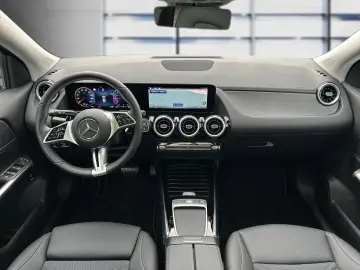GLA 220 d 4M PROGRESSIVE+PANO+EASYPACK+LED+