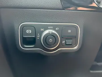 GLA 220 d 4M PROGRESSIVE+PANO+EASYPACK+LED+