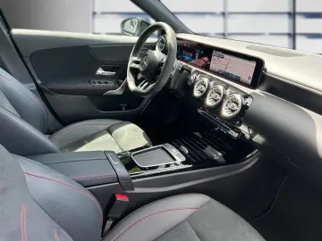 A 35 AMG 4M Kompaktlimousine NIGHT+MULTIBEAM+KAM