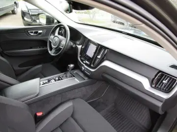 XC60 Momentum Pro 2.0 Klimaauto. LED Navi. Euro6