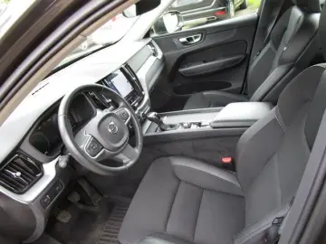 XC60 Momentum Pro 2.0 Klimaauto. LED Navi. Euro6