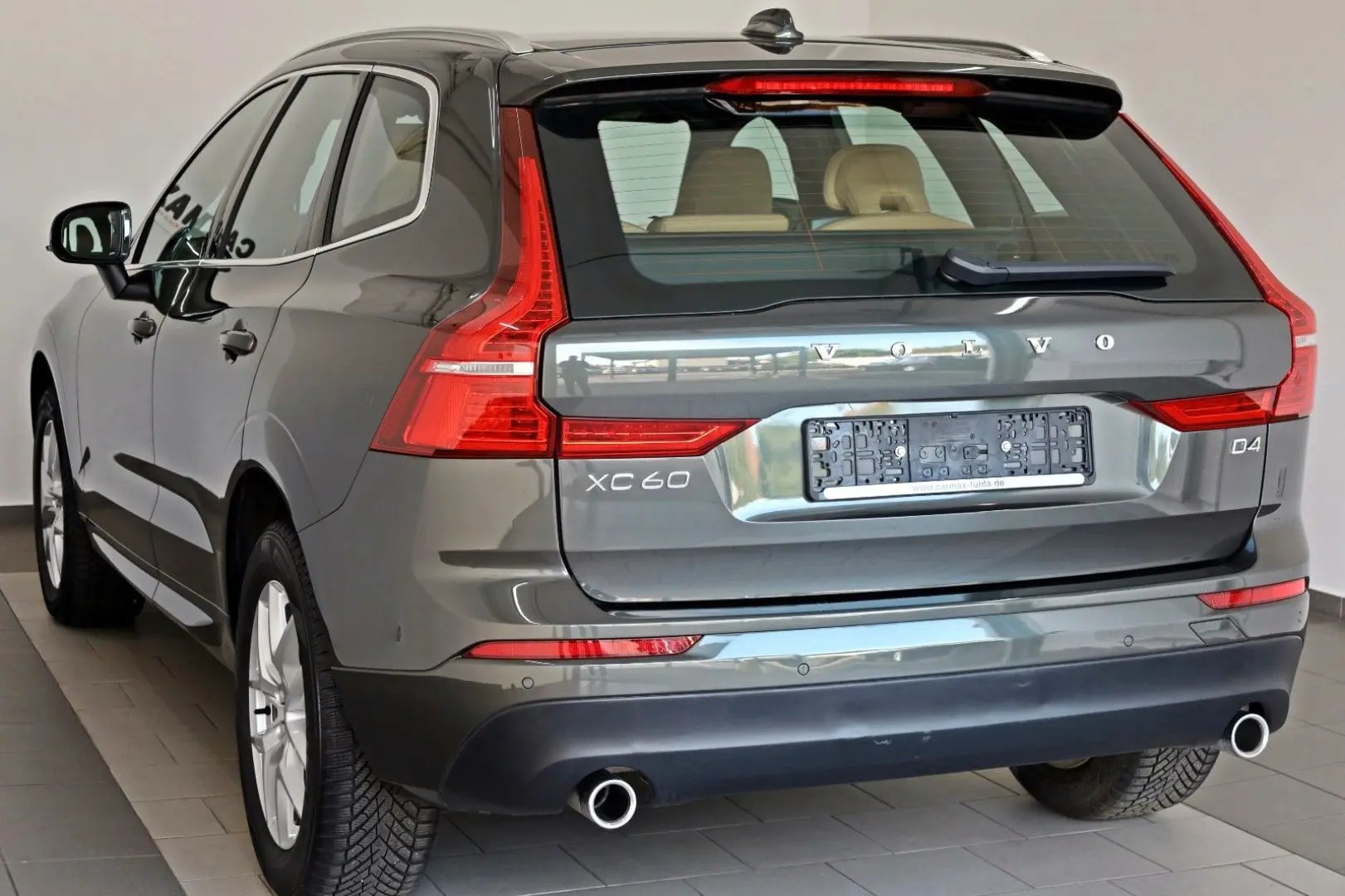 XC60 D4 Momentum Pro,Leder,Navi,LED,Carplay,PDC