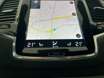 XC90 T8 AWD Plugin Hybrid Recharge Geartr RDesig