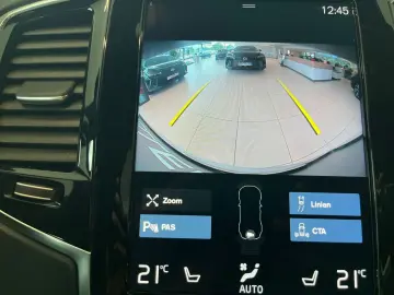 XC90 T8 AWD Plugin Hybrid Recharge Geartr RDesig