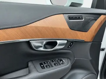 XC90 T8 AWD Recharge Geartronic Inscription Edit