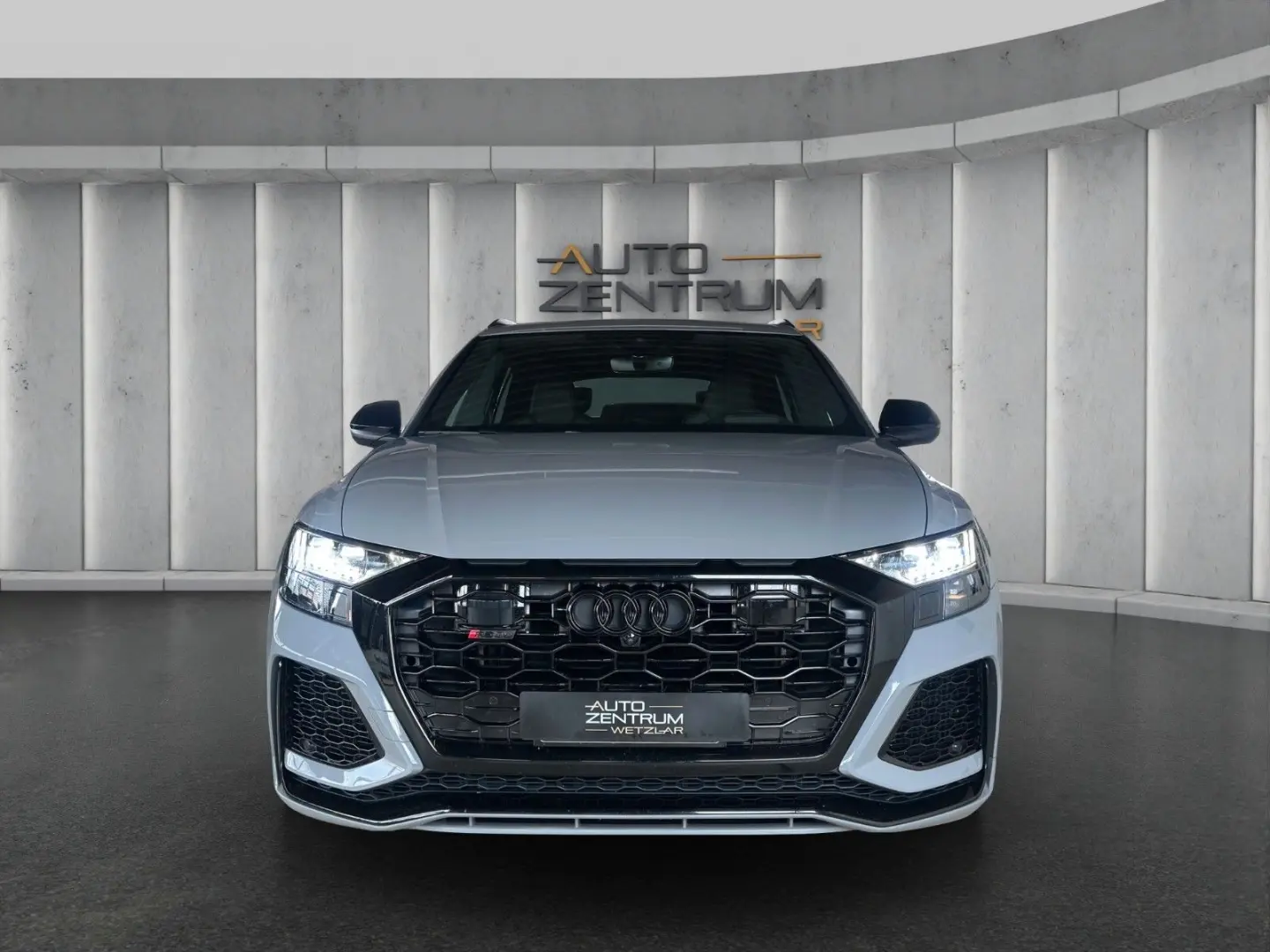 RSQ8 4.0 TFSI quattro Matrix Pan Keramik AHK B&O