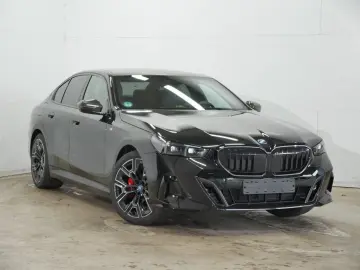 530e xDrive M SPORT PRO CARBON ICONIC PANO AHK